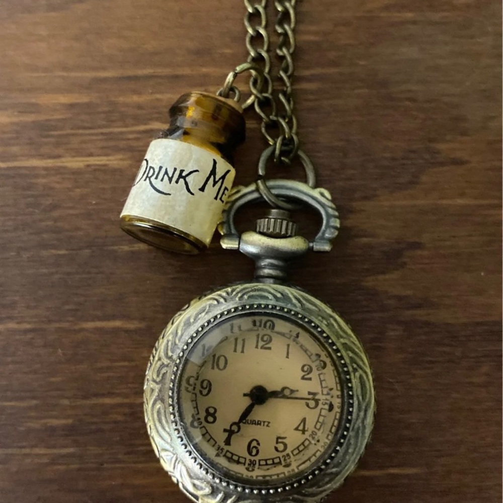 Alice in Wonderland necklace- read description